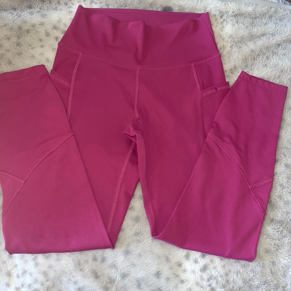 ATHLETIC LEGGINGS